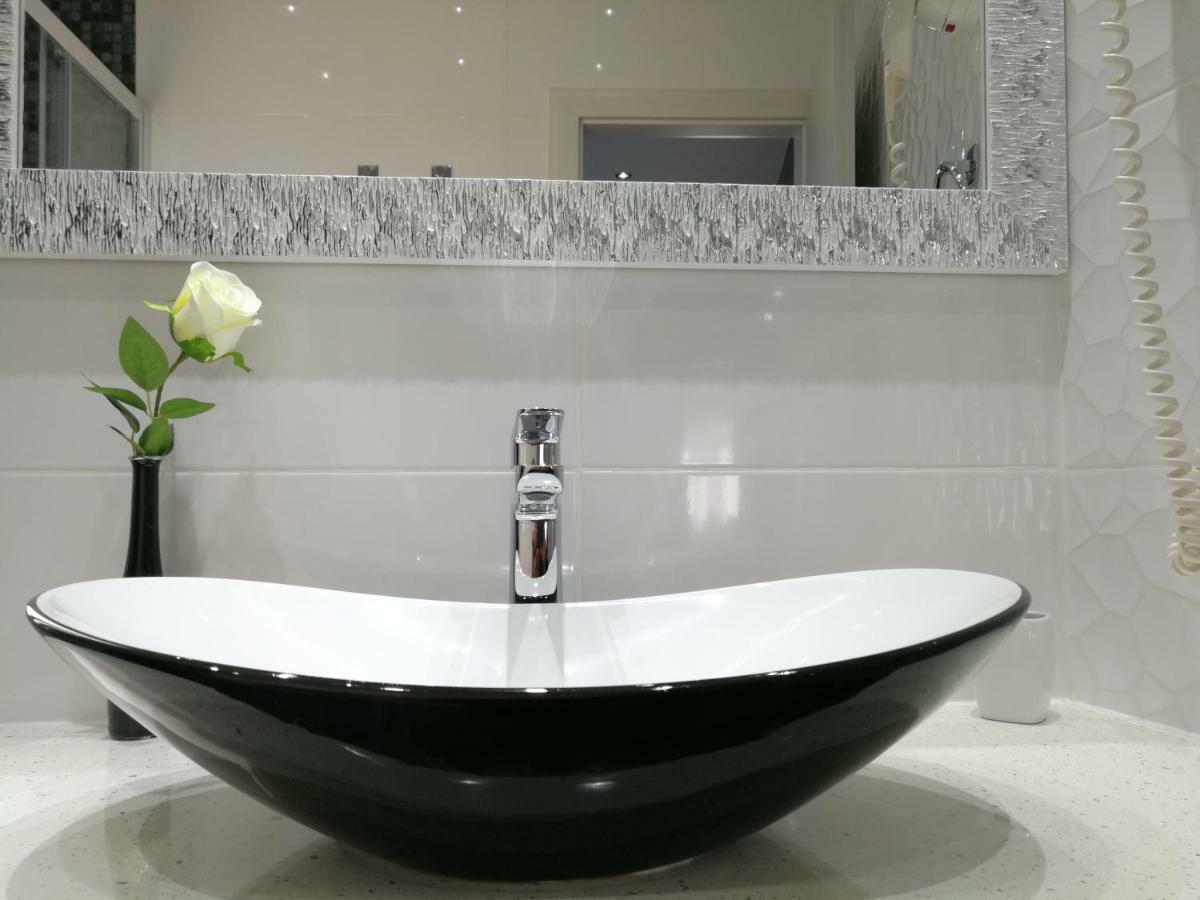 Palladium II City Center Apartments 마카르스카 외부 사진