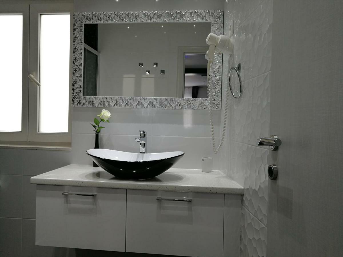 Palladium II City Center Apartments 마카르스카 외부 사진